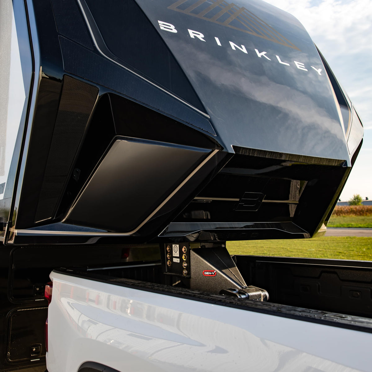 GEN-Y Hitch GEN-Y Hitch Fifth Wheel to Gooseneck SnapLatch Coupler | 3,500-6,500 Pound Pin Weight Range | - Outdoor Depot